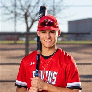 Meet your Posher, Carlos